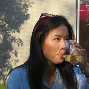 Meet your Posher, Alinta